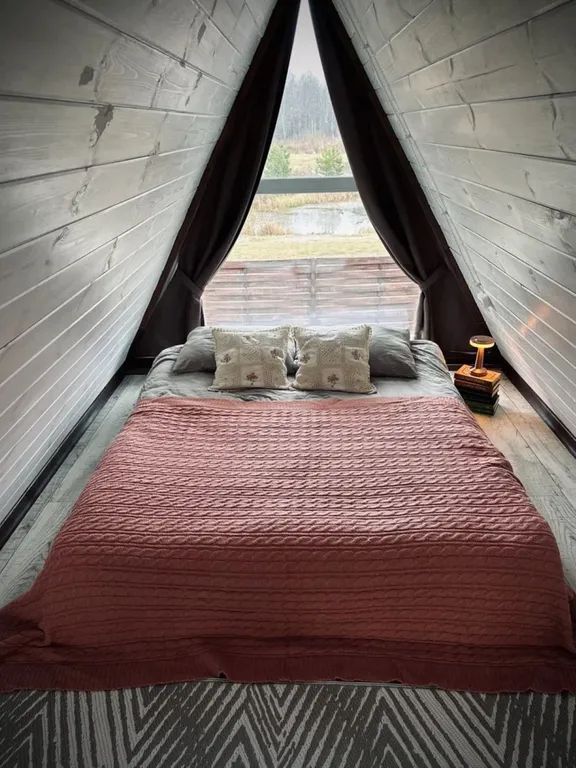 Домик в самом сердце природы