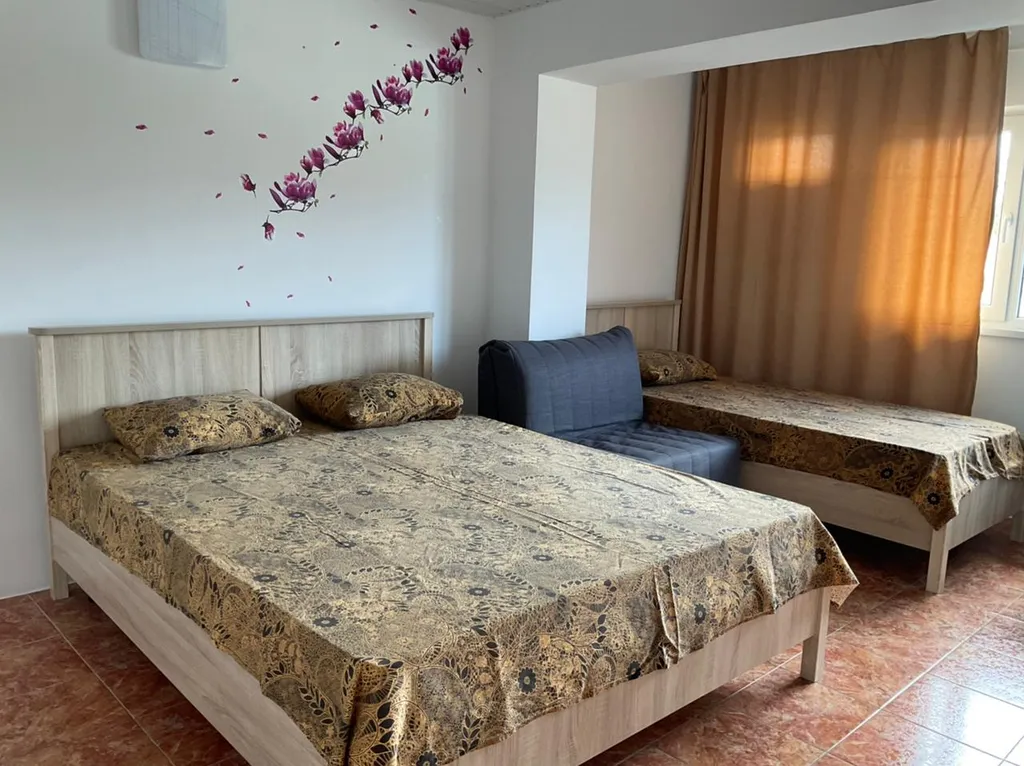 Квартира Семейный улучшенный номер с видом на горы — аренда посуточно в Лоо