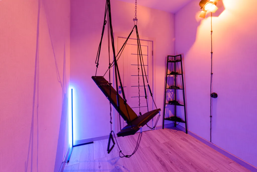 Love Loft апартаменты с огромной джакузи, телескопом и аудио системой