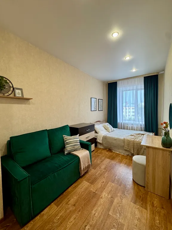 Вместительная 3-х комнатная квартира в центре гоpода