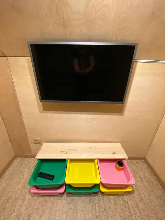 Брусничный Барн