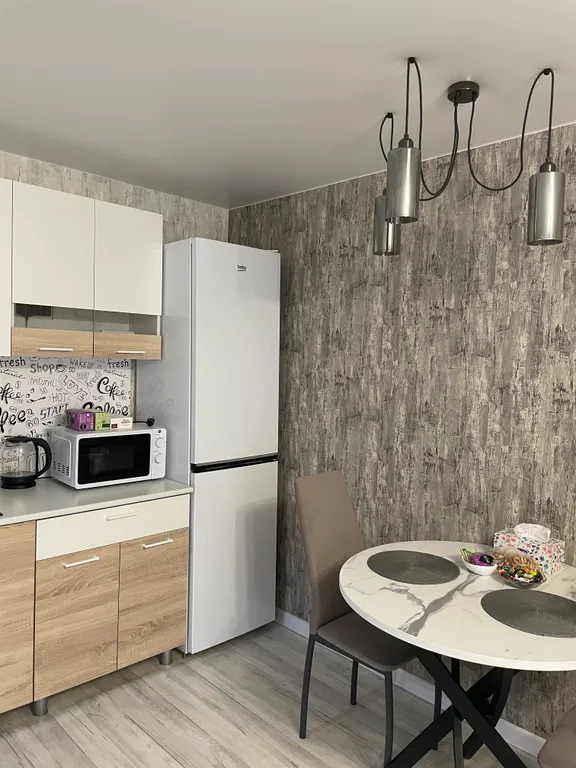 Квартира с новым ремонтом у вокзала