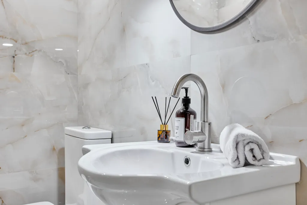 Коттедж Уютный просторный дом с баней для большой семьи — Ропшинские Ключи