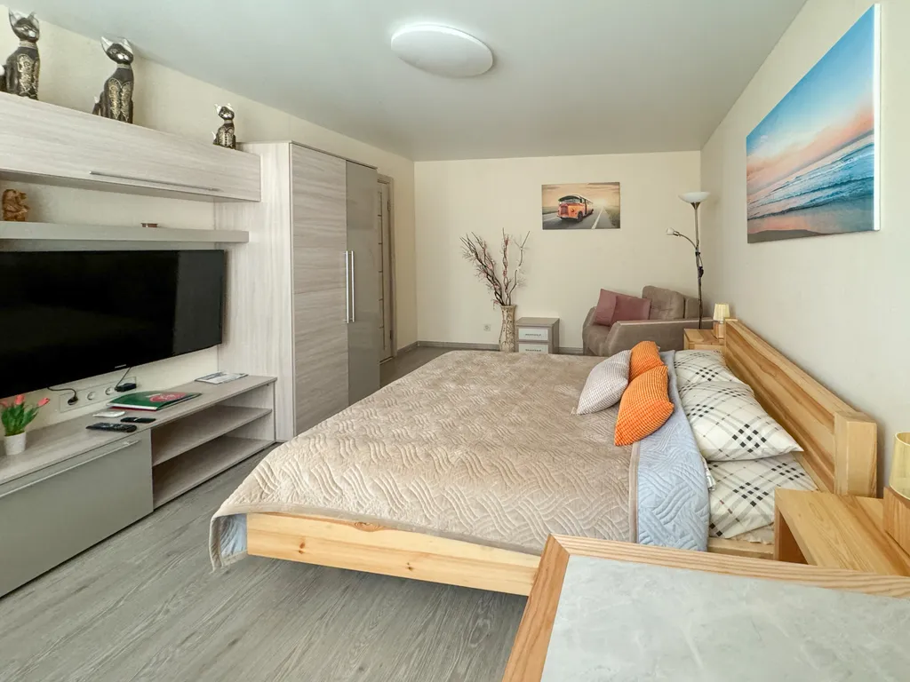 Квартира Светлая квартира с шикарной кроватью и беспружинным жестким матрацем — Ярославль