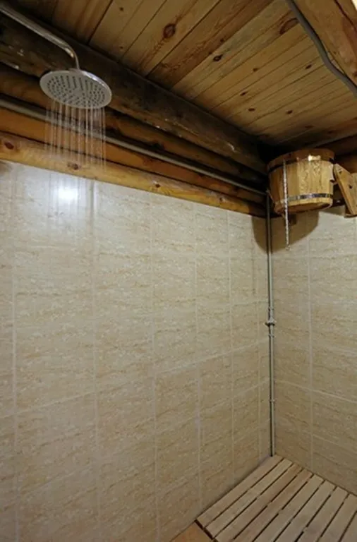 Пятиместный домик с банькой