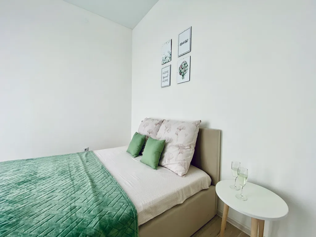 Комфортная семейная однокомнатная квартира — аренда посуточно в Тюмень