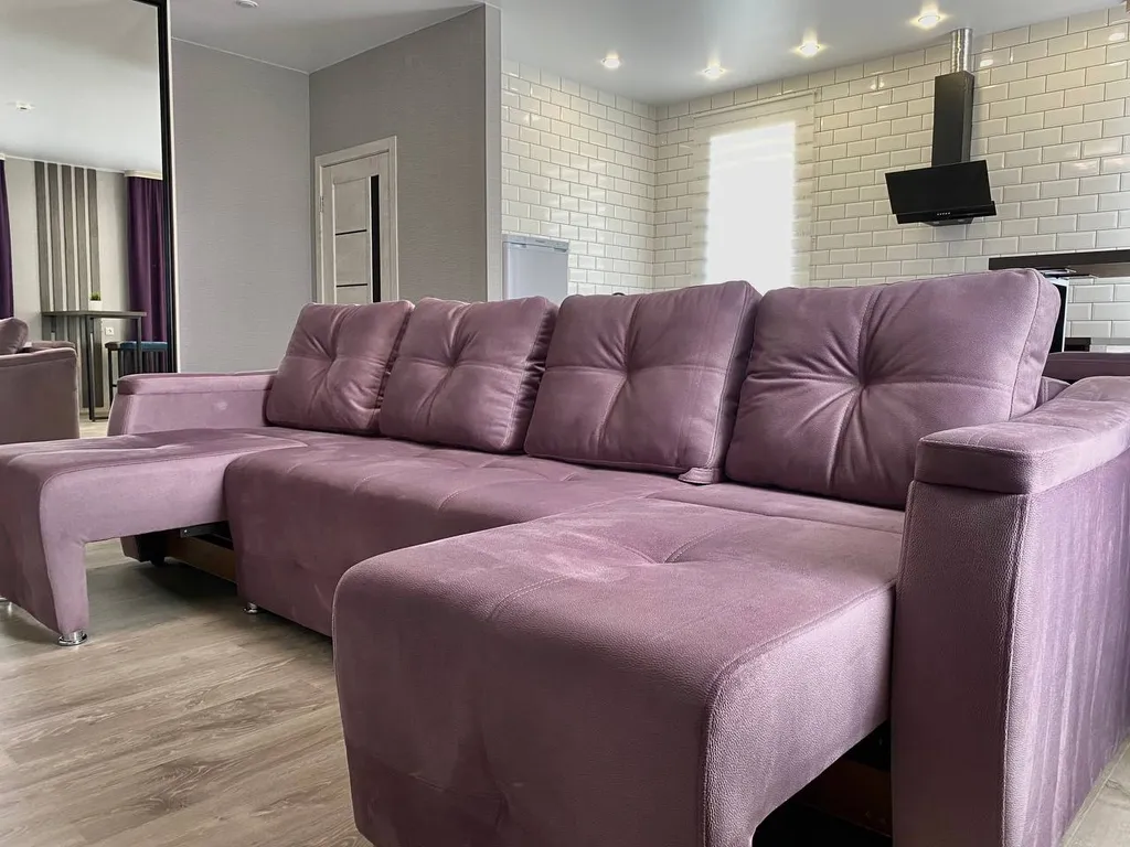 Яркая студия в апарт-отеле Кристалл!