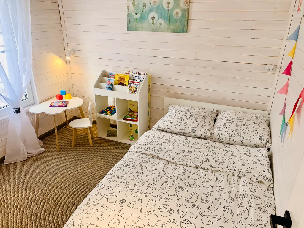 Семейная дача с сауной и камином