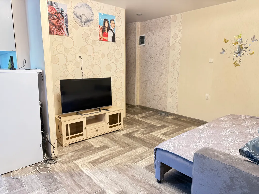 2 комнатная квартира в центре на 1 этаже