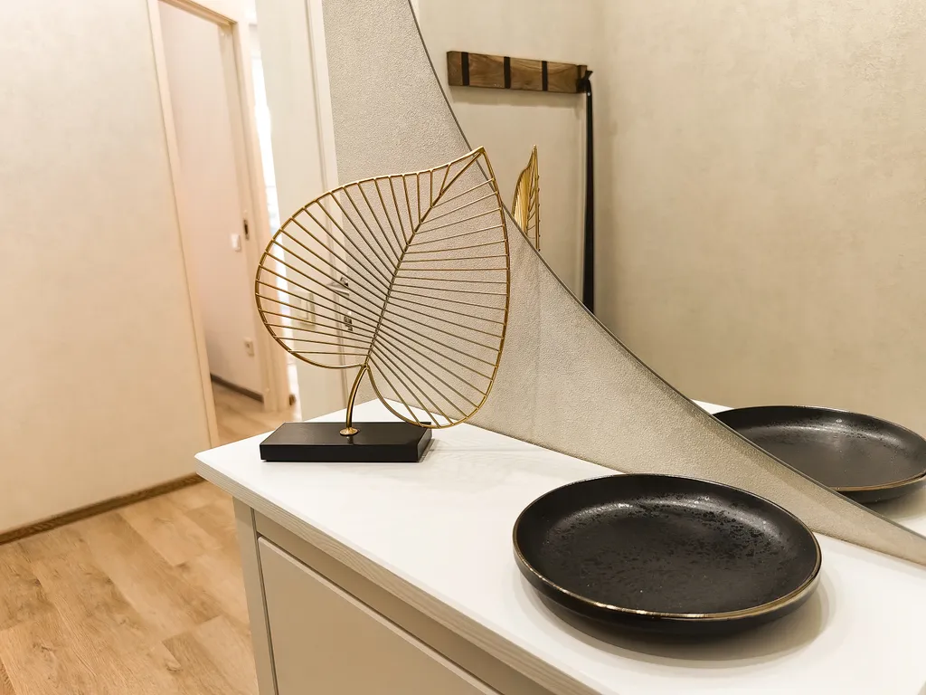 Уютные апартаменты с видом на лес и набережной у дома