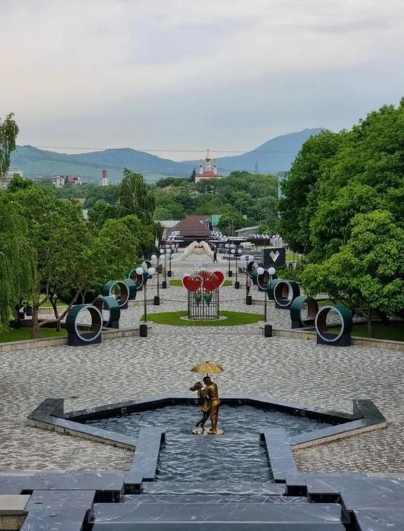 На Аллеи Любви