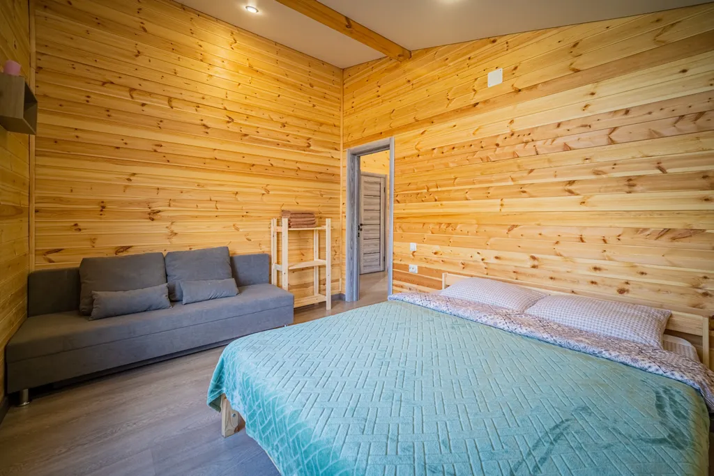 Уютный дом с баней и бассейном ( Барн 3)