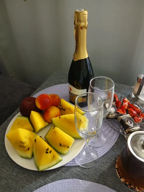 Уютная, теплая квартирка недалеко от метро и центра,рядом Автополе