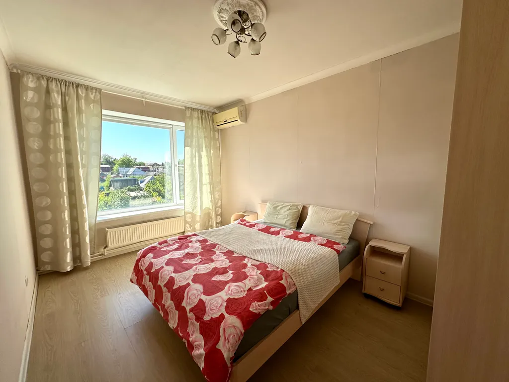 Двухкомнатная квартира в ста метрах от берега — аренда посуточно в Таганрог