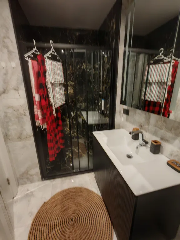 Квартира 1+1 в Azura World c видом на бассейн и аквапарком