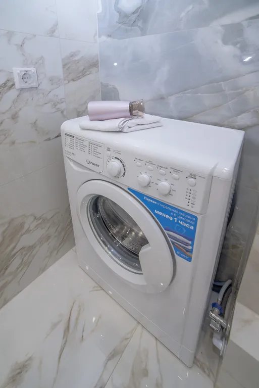 Евро 2К около метро Ботаническая для 4х гостей