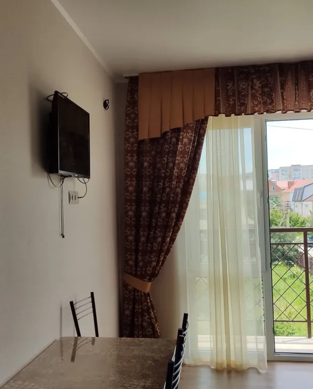 Квартира 2-комнатная Квартира — Геленджик