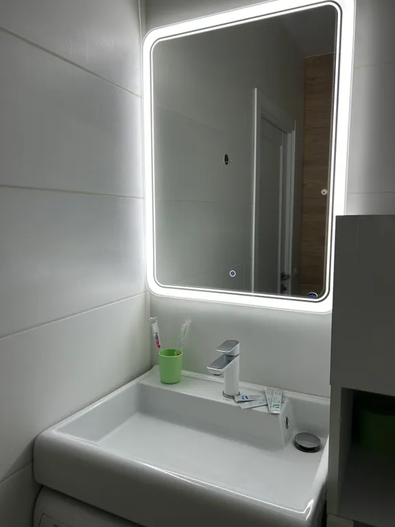 Современная квартира рядом с набережной