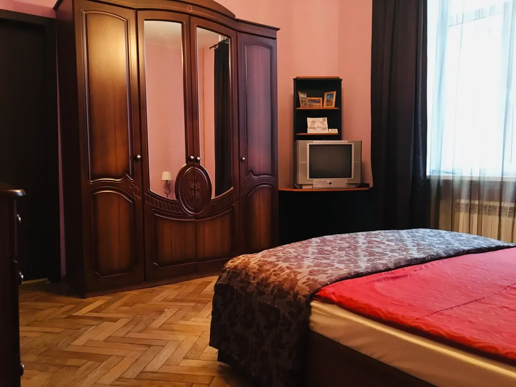 Квартира Отдельная комната для двоих в центре — аренда посуточно в Санкт-Петербург