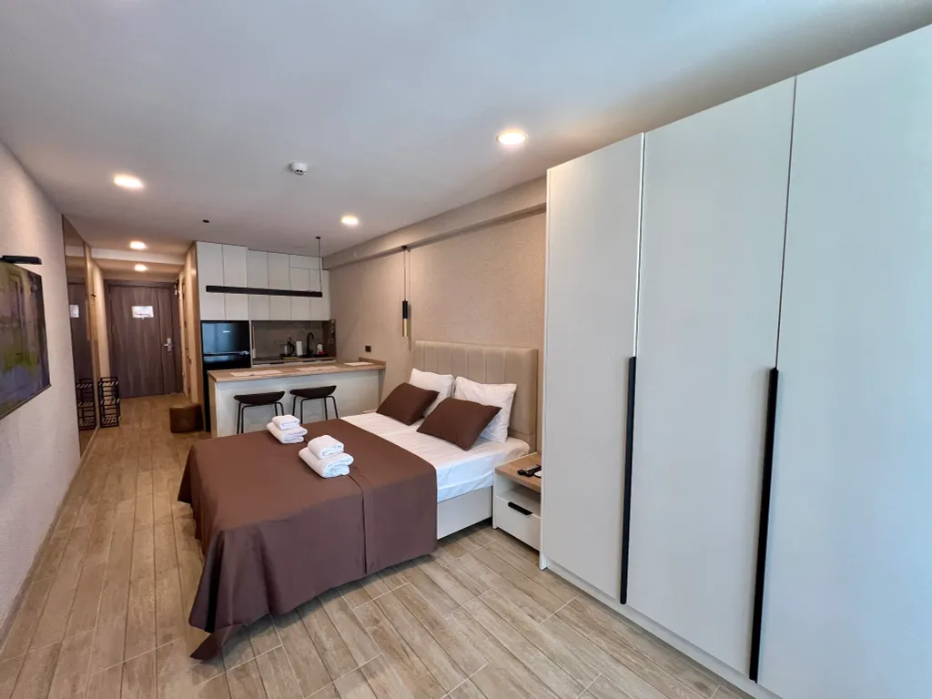 Квартира Апартаменты Deluxe на берегу моря, La Quinta by Wyndham — Батуми