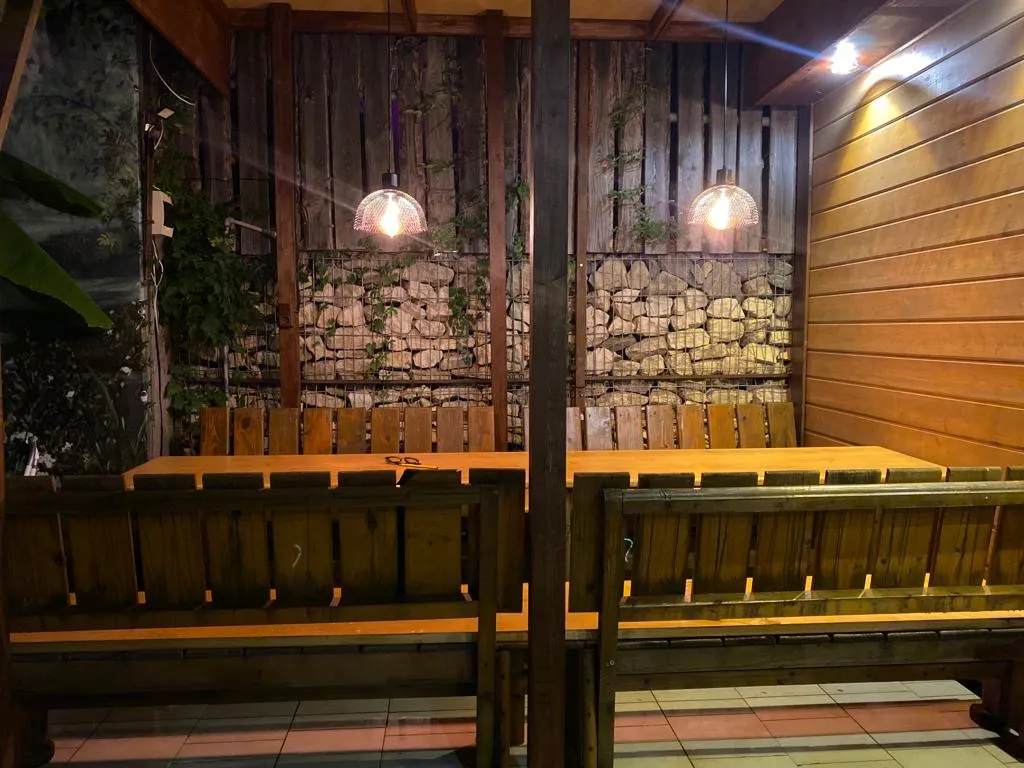 Дом Шилтон Виладж с бассейном, баней и джакузи