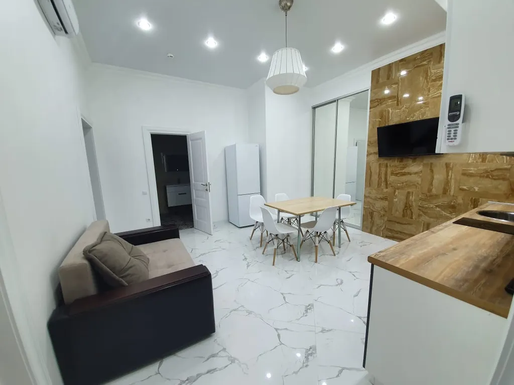 Квартира с видом на море