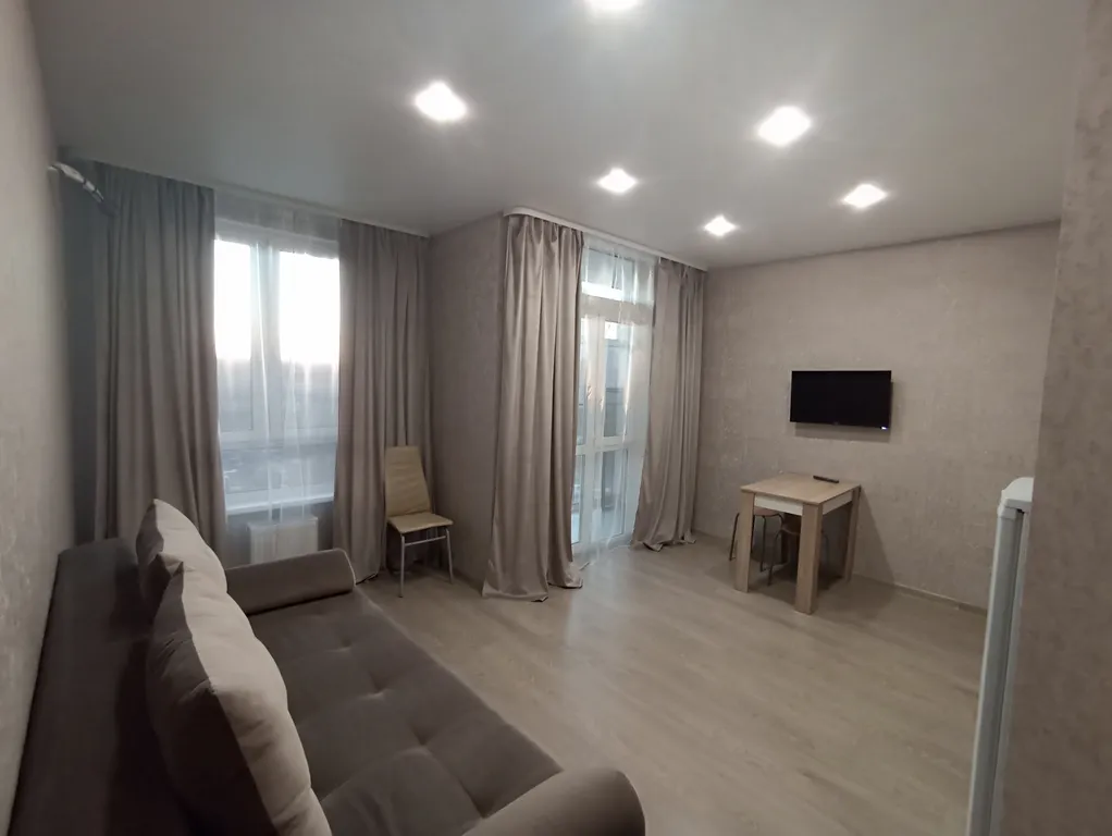 Квартира Студия с wi-fi рядом с исторической частью центра города — аренда посуточно в Тюмень