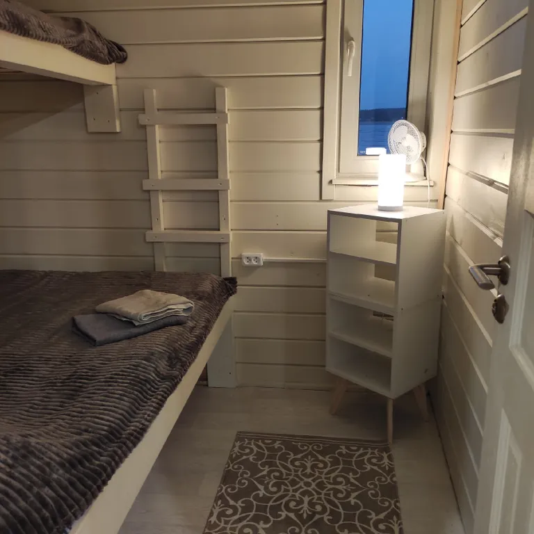 Хаусбот ПлавДом Чудо-Дом на Ладоге в шхерах