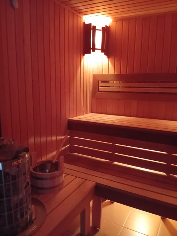 Уютный домик с видом на озеро