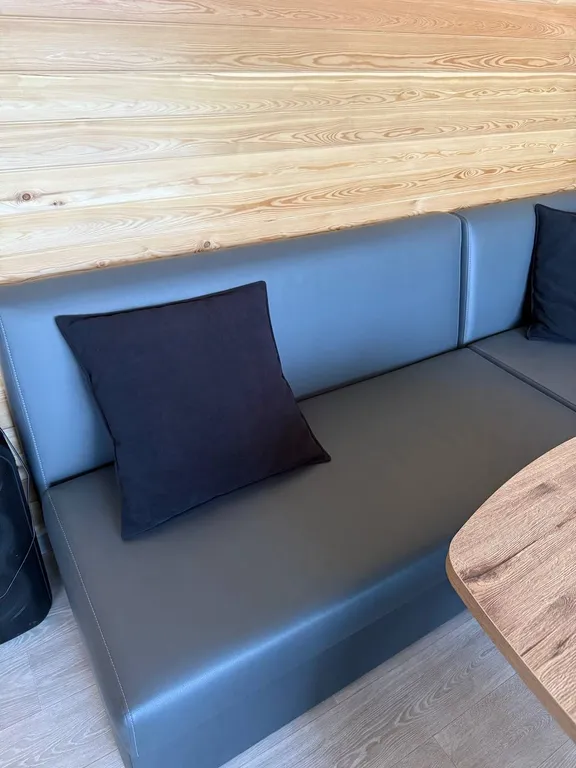 Дом с баней у реки