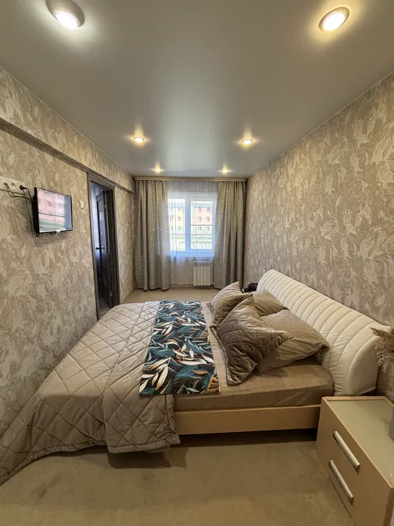 Квартира рядом с площадью нашего города