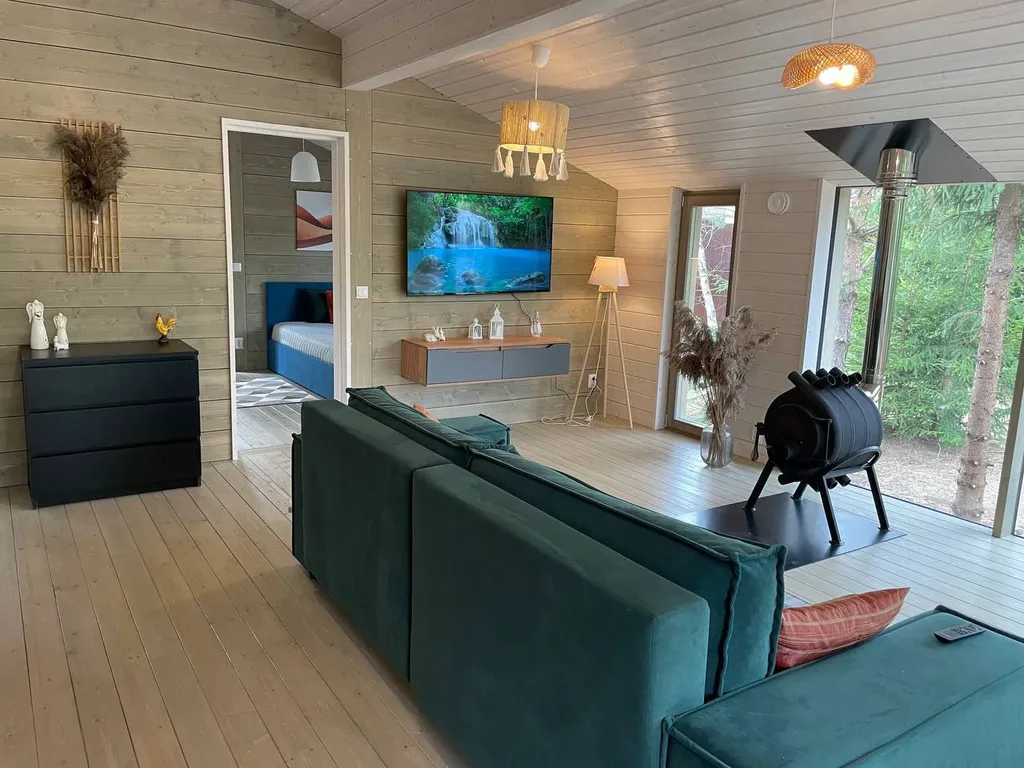 Дом с банным чаном в лесу