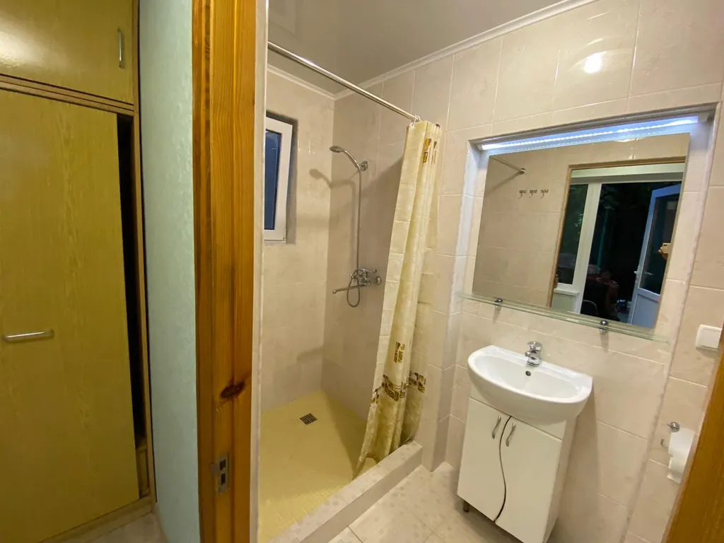 Уютная квартира на Коммунальной 4