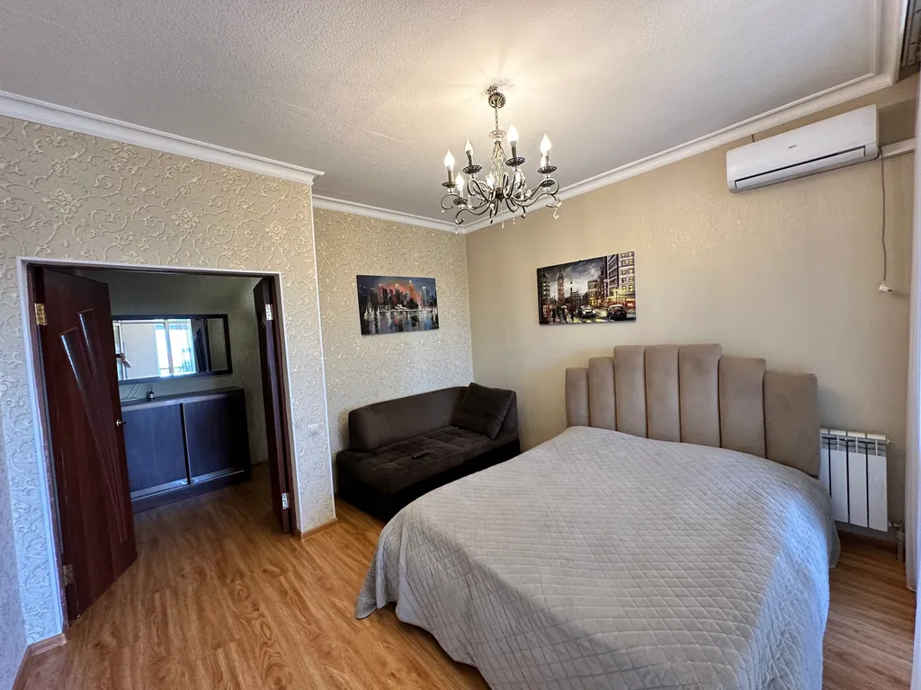 Квартира в центре напротив танка