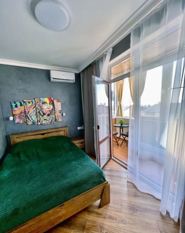 Сдаем классную квартиру с видом на море