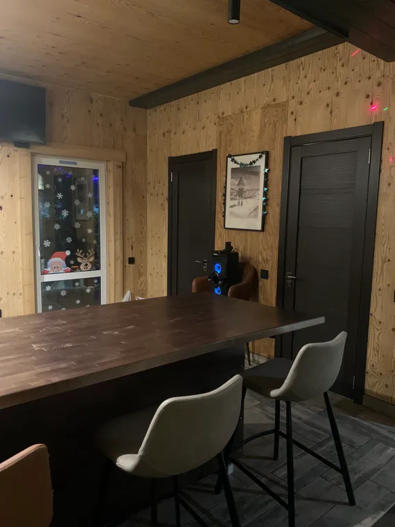 Коттедж Уютный дом с террасой и видом на горы — Шерегеш