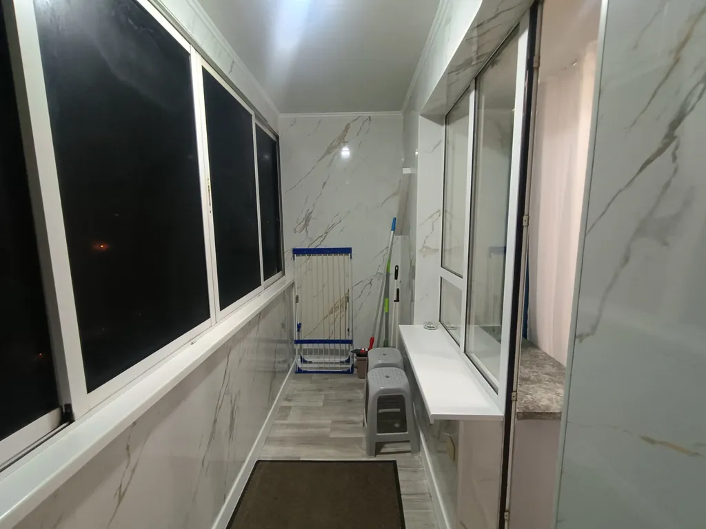 Квартира с круглосуточной водой в центре набережной