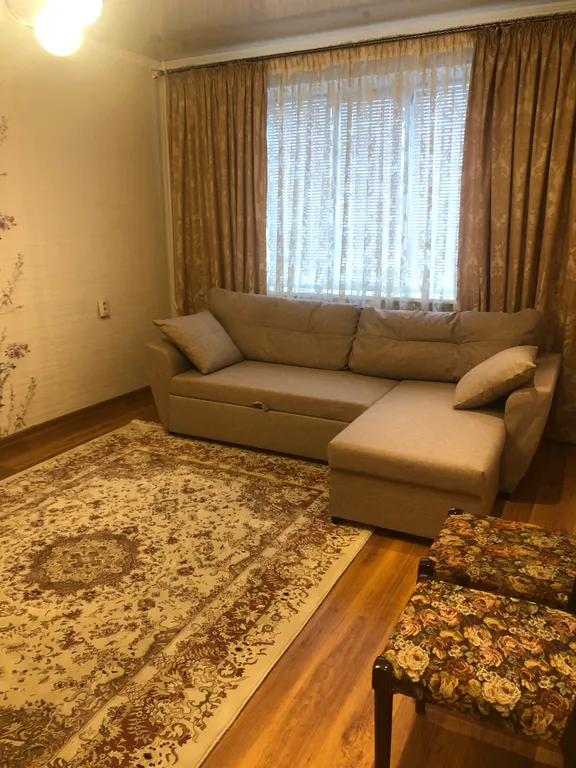 Просторная 2-комнатная квартира в районе Парка Победы (ул. Стаханова) — аренда посуточно в Липецк