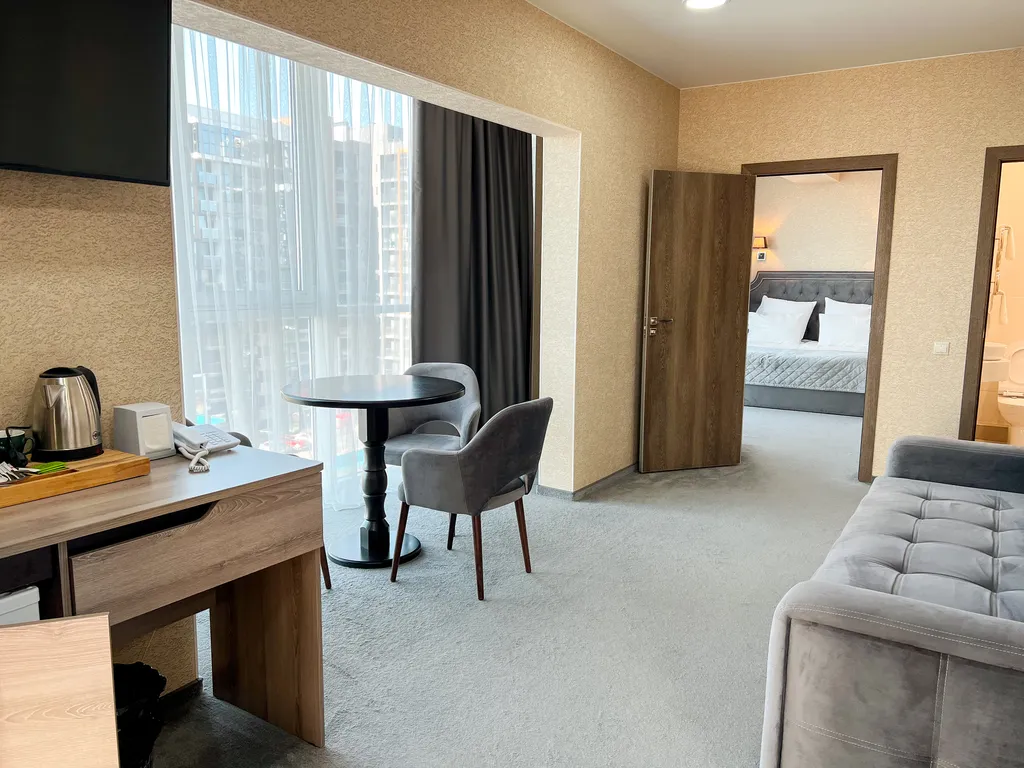 De Lux 3- комнатный с панорамным видом на море