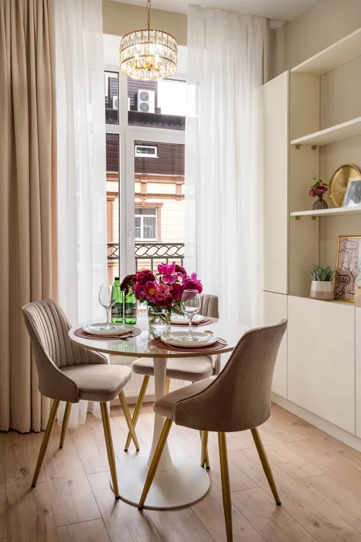 Абсолютно новая квартира класса люкс в самом центре