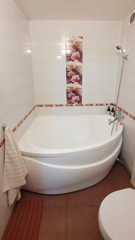 Цветочная квартира-студия в центре