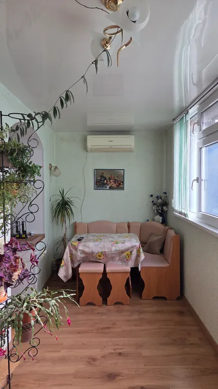 Уютная двухкомнатная квартира, 10 минут до моря пешком