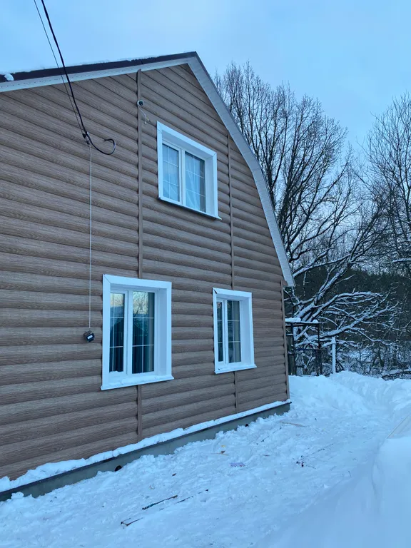 Уютный дом с видом на лес