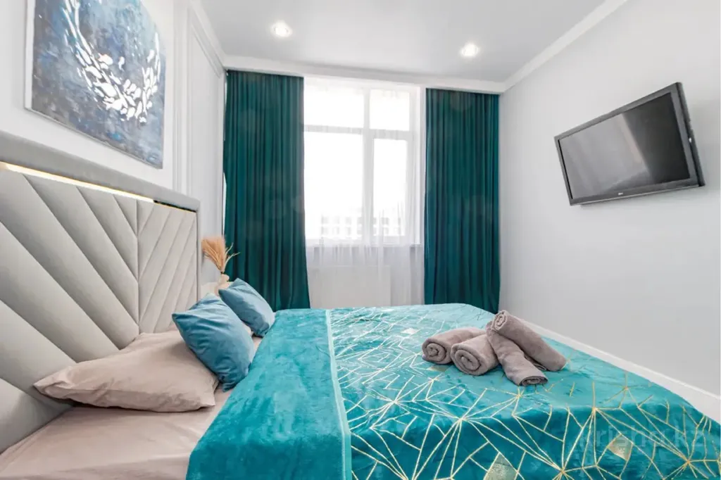 Изумрудная красотка