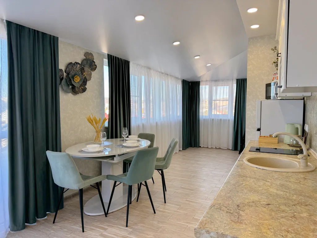 Квартира Family home - просторная 1к квартира до 5 гостей в 100 м от моря — Сириус