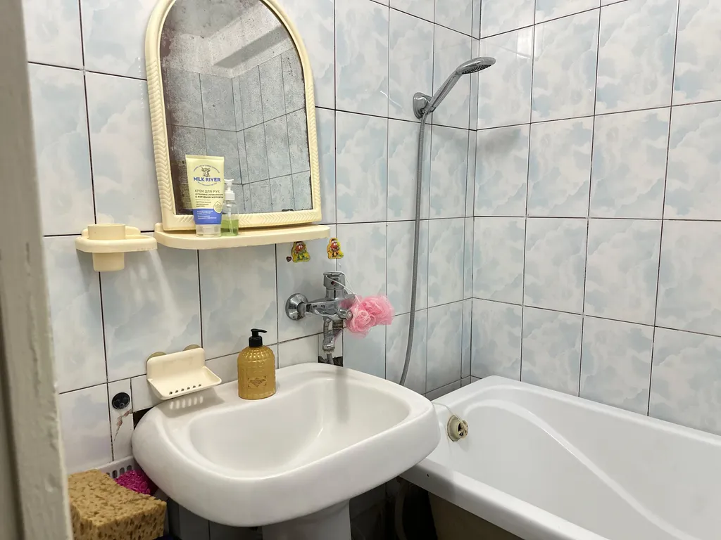 Уютная квартира у центрального входа на набережную