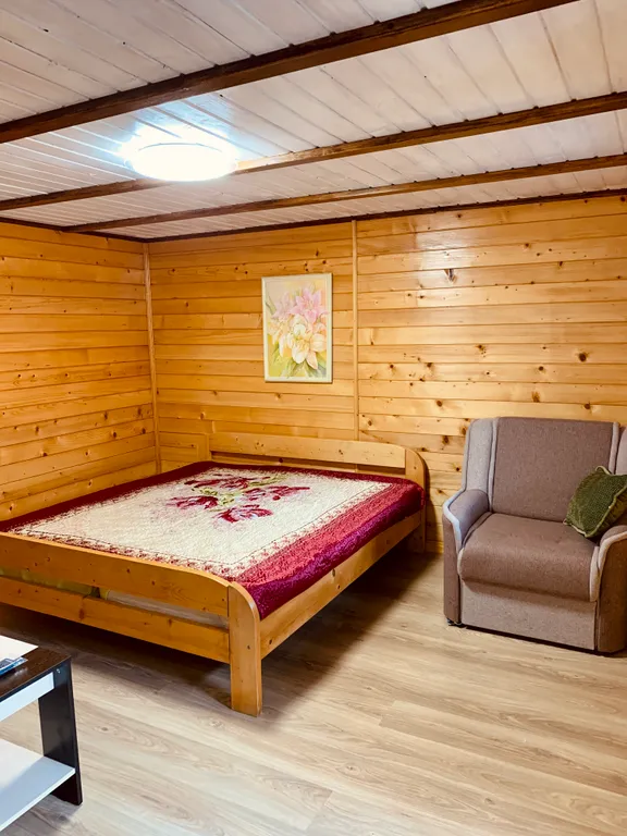 Квартира Стандартный номер на 1 этаже с верандой — аренда посуточно в Алушта