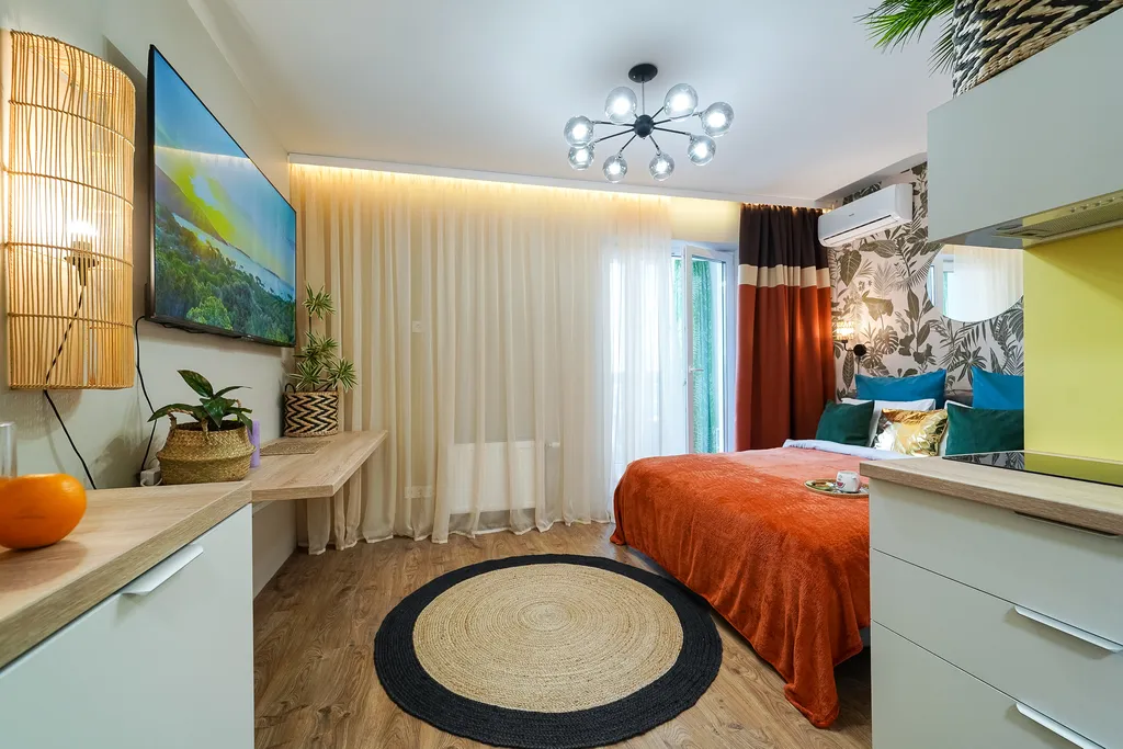 Квартира Квартира Tropic SPA Studio с джакузи XXL и тропическим душем в уютном центре — Минск