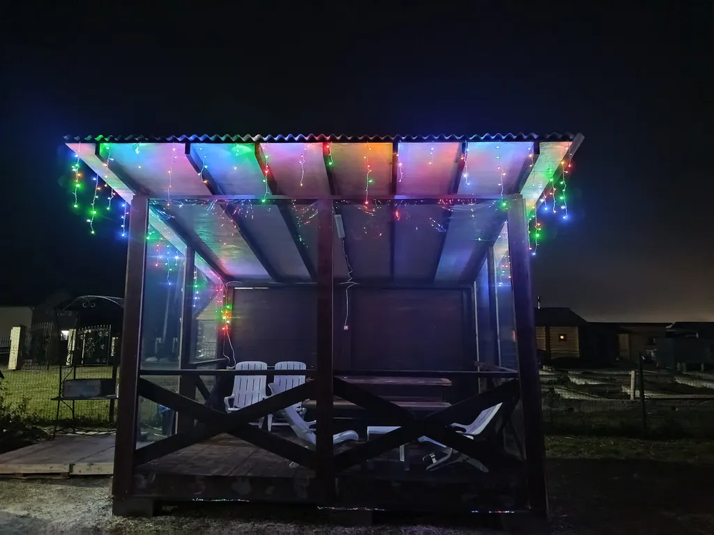 Дом между двух рек