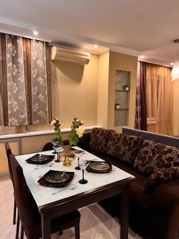 Уютная квартира у ТЦ Столица